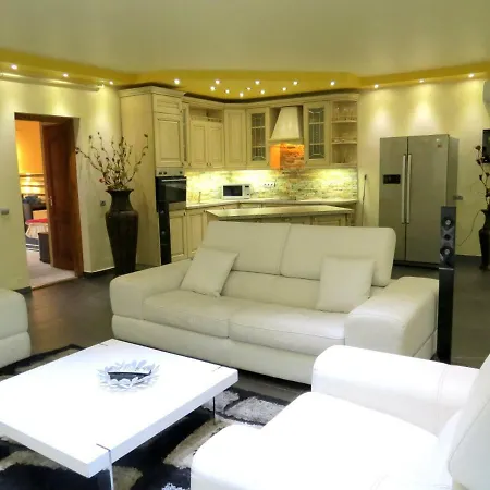 Som170 Apartment *