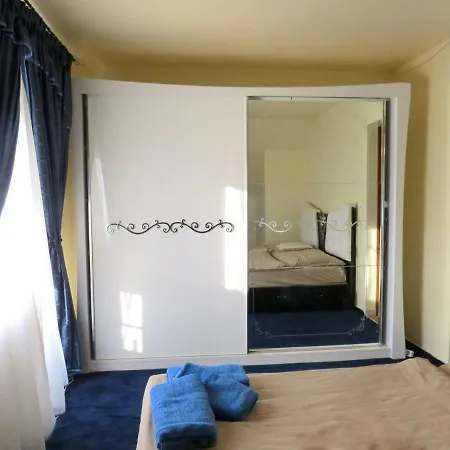 Som170 Apartment *